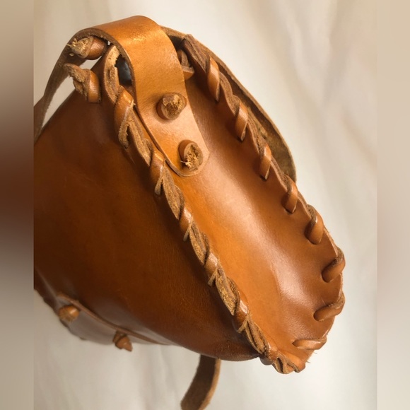 Moda Giovane || NWOT || Italian Leather Made Crossbody Purse - Picture 4 of 11